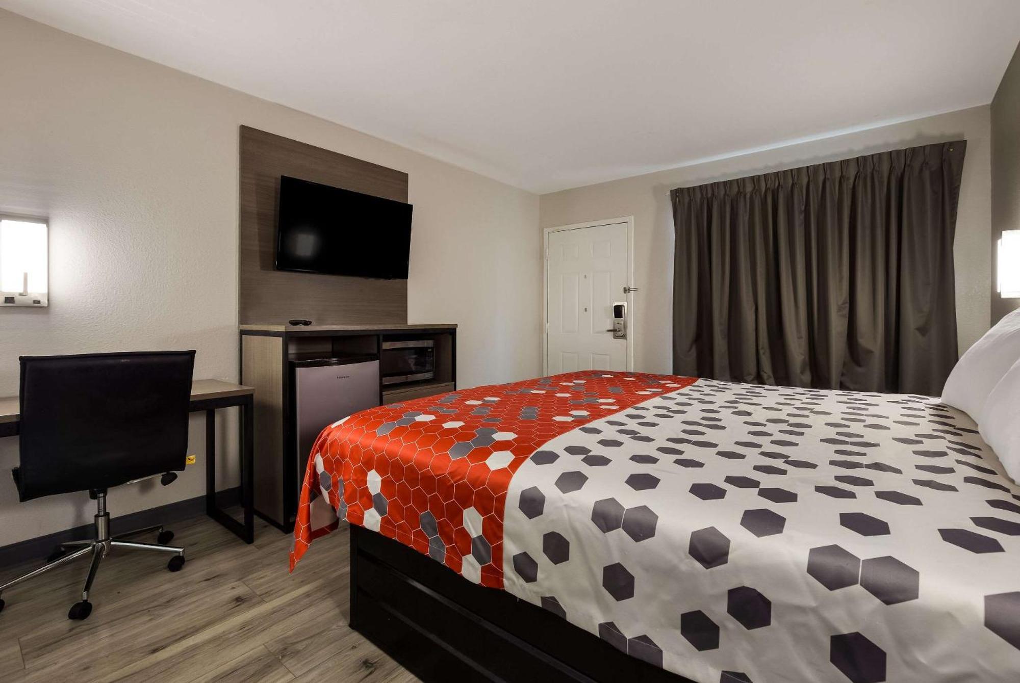 Econo Lodge Mobile Eksteriør bilde