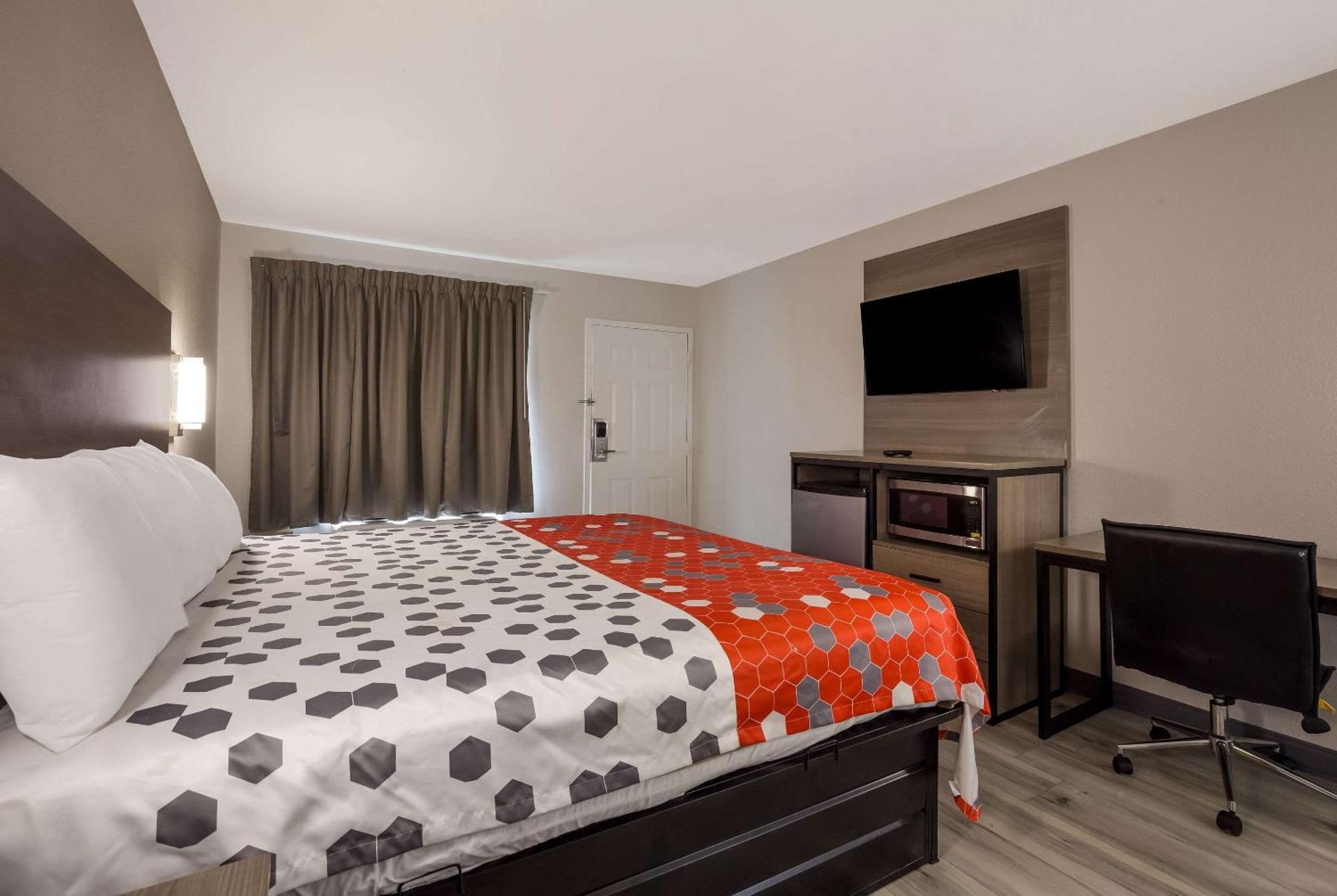 Econo Lodge Mobile Eksteriør bilde